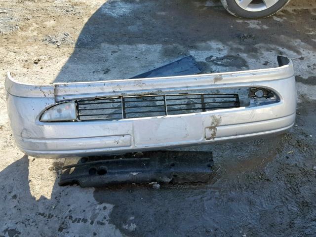 1FAFP38342W302449 - 2002 FORD FOCUS ZTS SILVER photo 9
