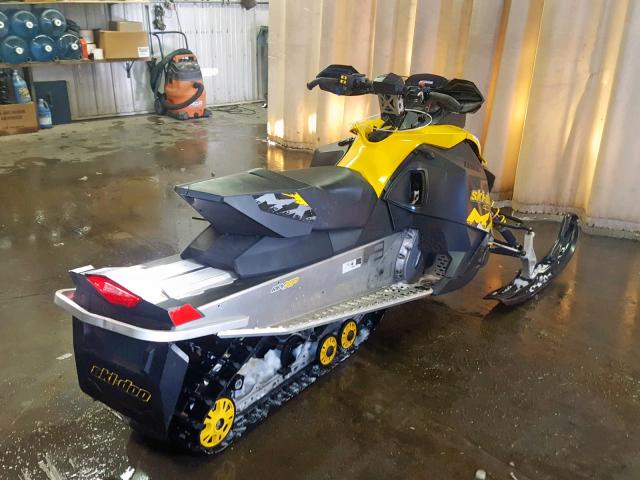 2BPSUBBA7BV000026 - 2011 SKI DOO MXZ550 YELLOW photo 4