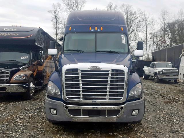 1FUJGLDR0DXBM4713 - 2013 FREIGHTLINER CASCADIA 1 BLUE photo 9