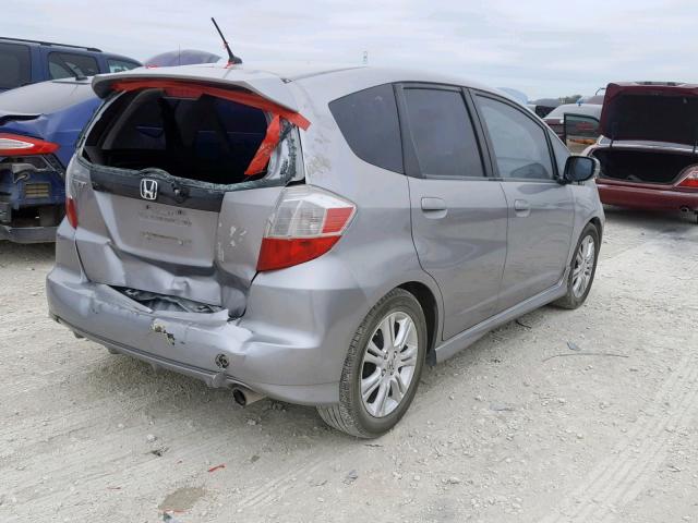 JHMGE88449S012092 - 2009 HONDA FIT SPORT SILVER photo 4