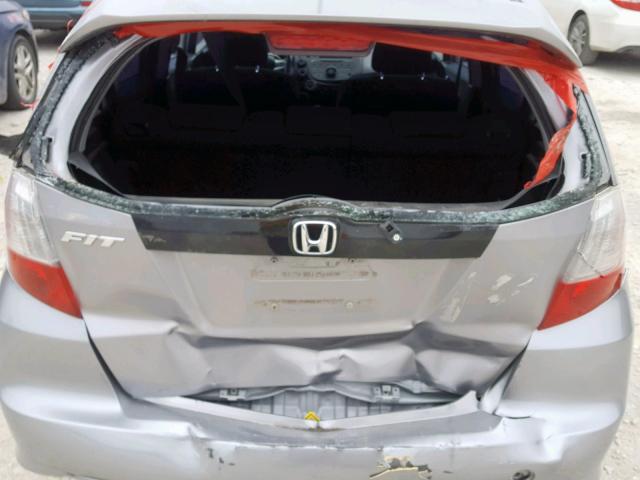 JHMGE88449S012092 - 2009 HONDA FIT SPORT SILVER photo 9