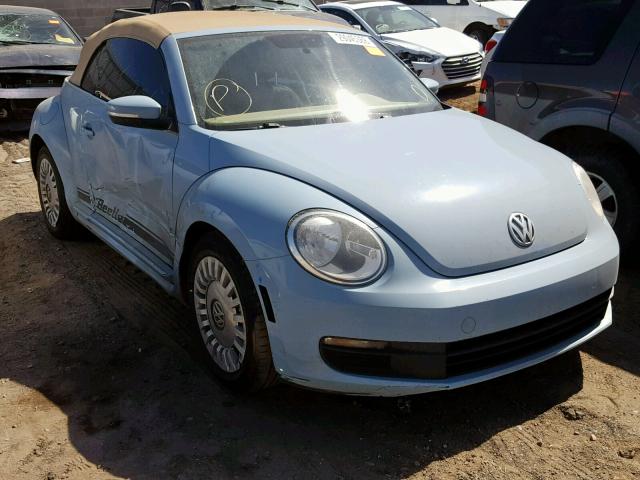 3VW5P7AT8DM829000 - 2013 VOLKSWAGEN BEETLE BLUE photo 1