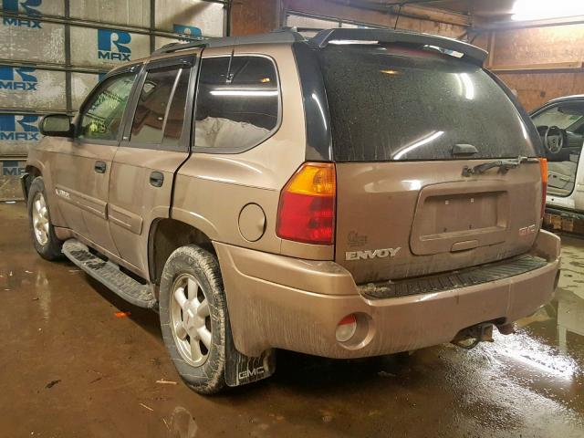 1GKDT13S332352076 - 2003 GMC ENVOY GOLD photo 3