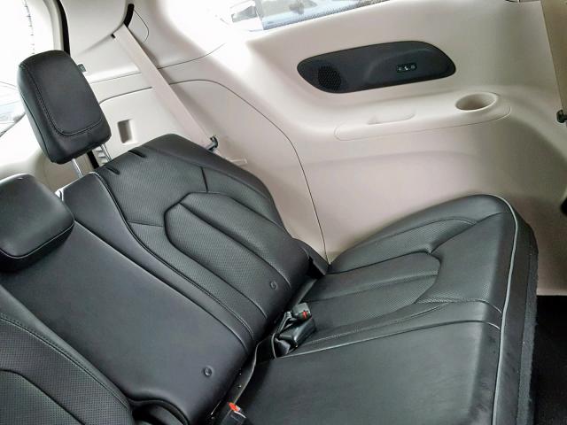 2C4RC1GG3JR272279 - 2018 CHRYSLER PACIFICA L BLACK photo 9