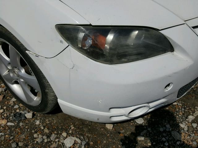 JM1BK323351256887 - 2005 MAZDA 3 S WHITE photo 9