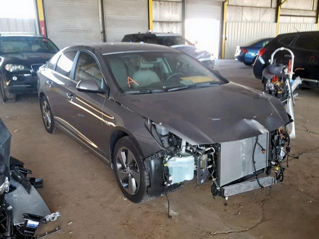 KMHE54L22HA068412 - 2017 HYUNDAI SONATA PLU GRAY photo 1