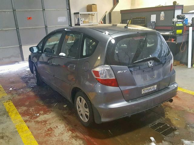 JHMGE8H32BC008971 - 2011 HONDA FIT GRAY photo 3