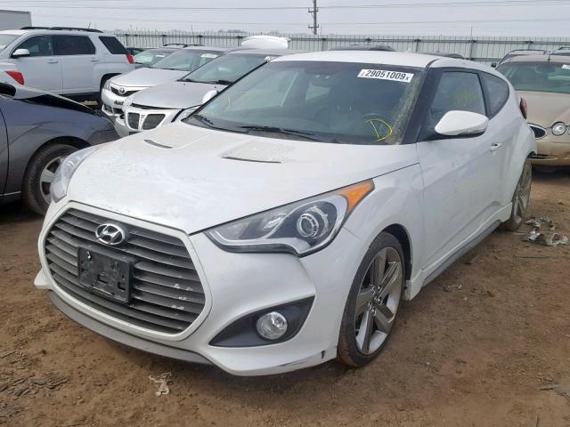 KMHTC6AE0DU117282 - 2013 HYUNDAI VELOSTER T WHITE photo 2