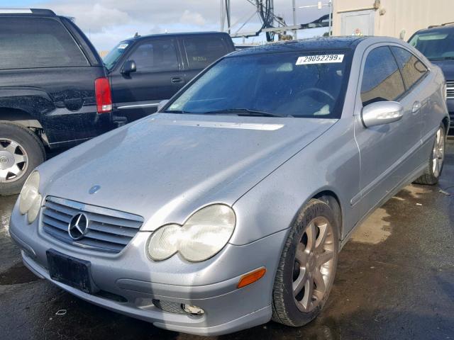 WDBRN40J63A461385 - 2003 MERCEDES-BENZ C 230K SPO SILVER photo 2