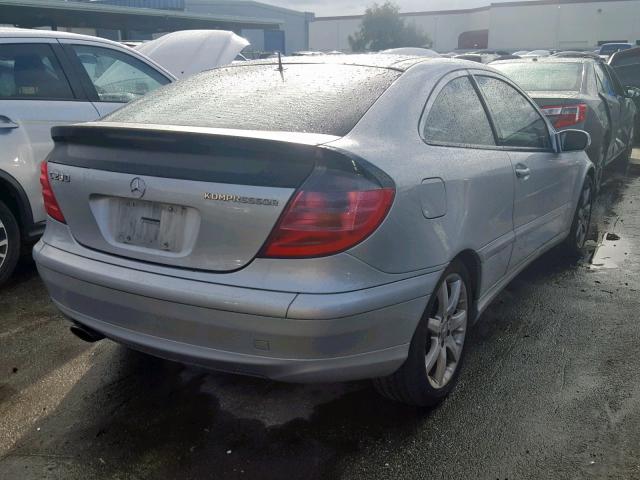 WDBRN40J63A461385 - 2003 MERCEDES-BENZ C 230K SPO SILVER photo 4