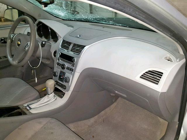 1G1ZB5E00CF375596 - 2012 CHEVROLET MALIBU LS 银色 照片 9