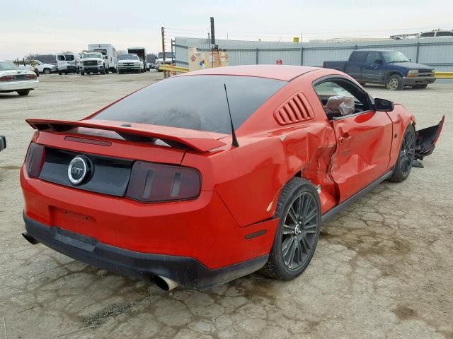 1ZVBP8CH9A5127173 - 2010 FORD MUSTANG GT RED photo 4