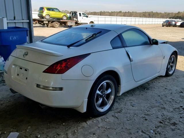 JN1BZ34D98M706467 - 2008 NISSAN 350Z COUPE WHITE photo 4