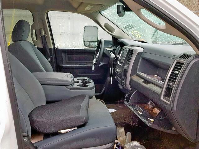 3C63RRGL4HG576311 - 2017 RAM 3500 ST WHITE photo 5