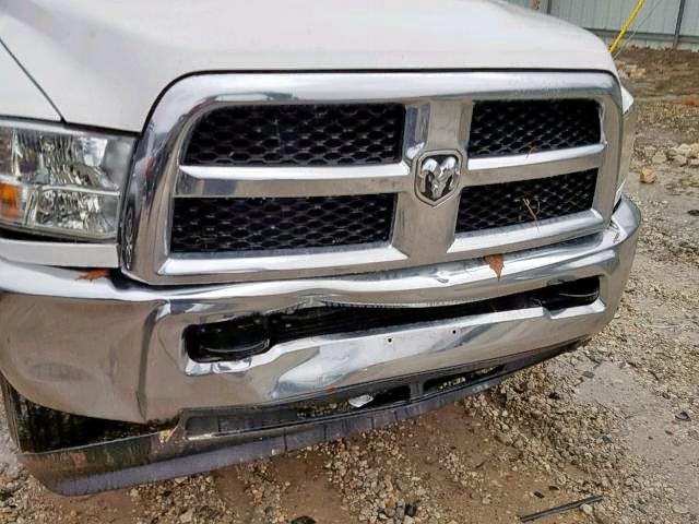 3C63RRGL4HG576311 - 2017 RAM 3500 ST WHITE photo 9
