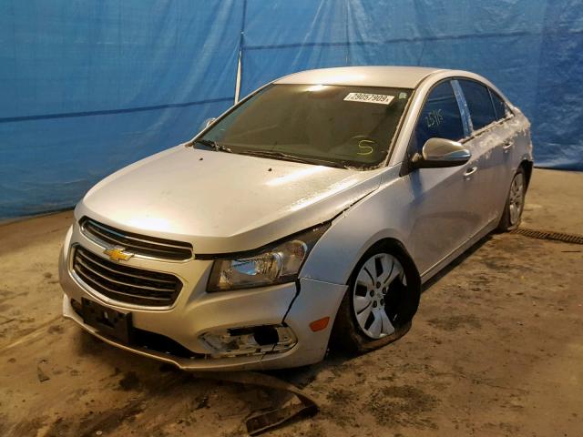 1G1PA5SH1F7146931 - 2015 CHEVROLET CRUZE LS SILVER photo 2