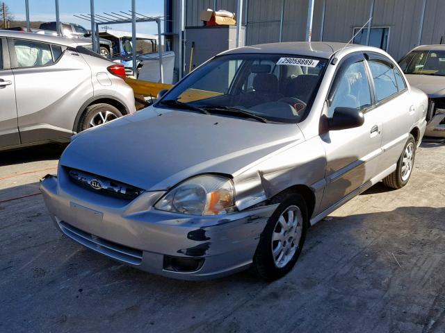 KNADC125936241187 - 2003 KIA RIO SILVER photo 2