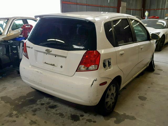 KL1TG62675B309030 - 2005 CHEVROLET AVEO LT WHITE photo 4