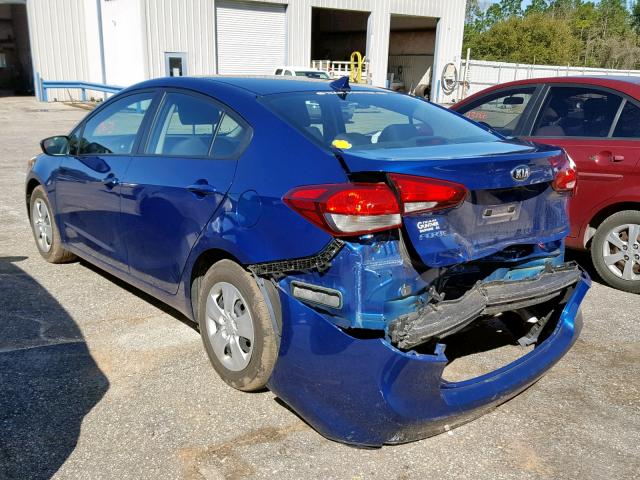 3KPFL4A74HE123064 - 2017 KIA FORTE LX BLUE photo 3