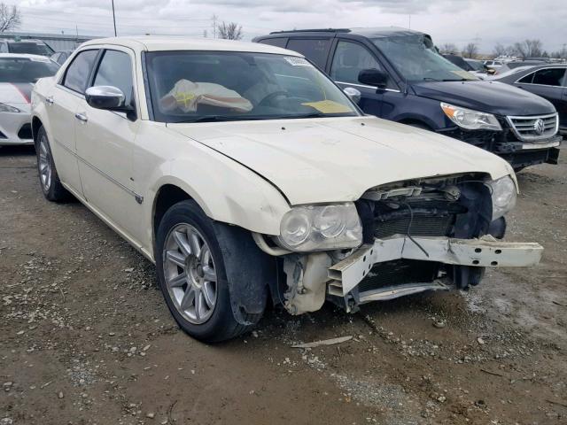 2C3AA63H45H170455 - 2005 CHRYSLER 300C BEIGE photo 1