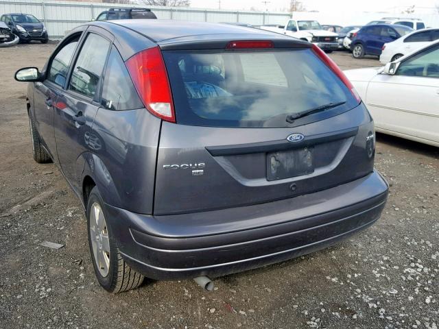 1FAFP37N46W149130 - 2006 FORD FOCUS ZX5 GRAY photo 3