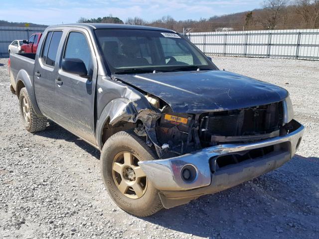 1N6AD07U26C446592 - 2006 NISSAN FRONTIER C GRAY photo 1