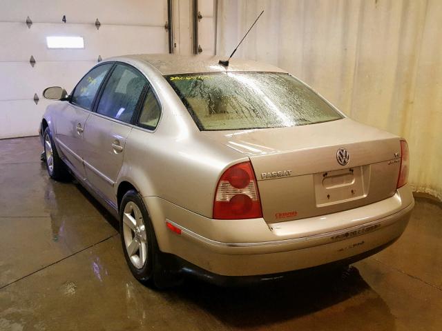 WVWTH63B94P240294 - 2004 VOLKSWAGEN PASSAT GLX 棕色 照片 3
