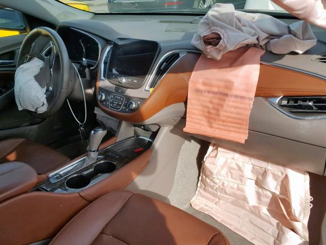 1G1ZH5SX9HF284026 - 2017 CHEVROLET MALIBU PRE 金色 照片 9