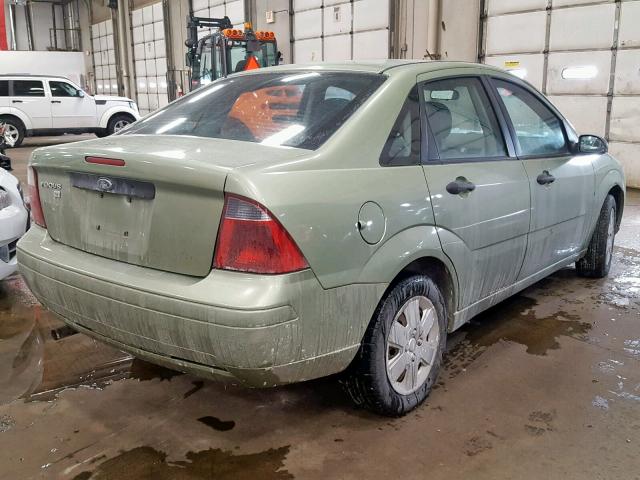 1FAHP34N87W314952 - 2007 FORD FOCUS GREEN photo 4