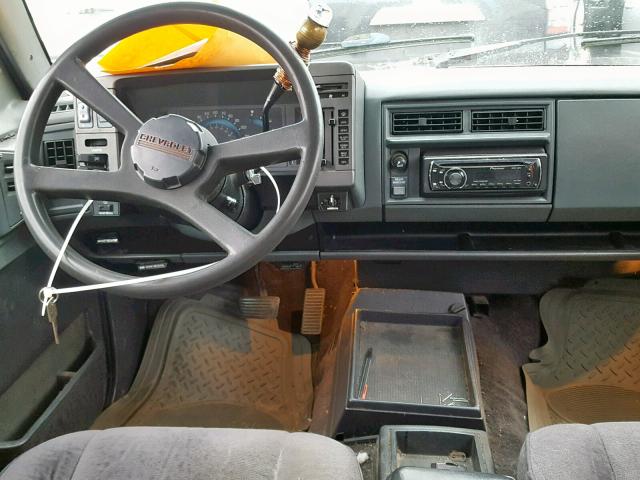 1GNDT13W0P2120515 - 1993 CHEVROLET BLAZER S10 BROWN photo 9