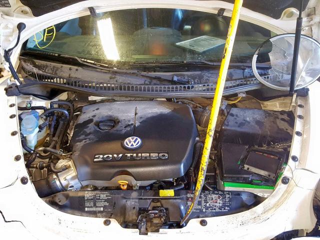 3VWDD21C11M440265 - 2001 VOLKSWAGEN NEW BEETLE Weiß Foto 7