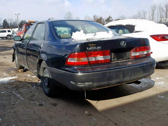 JT8BF28G010307284 - 2001 LEXUS ES 300 BLACK photo 3