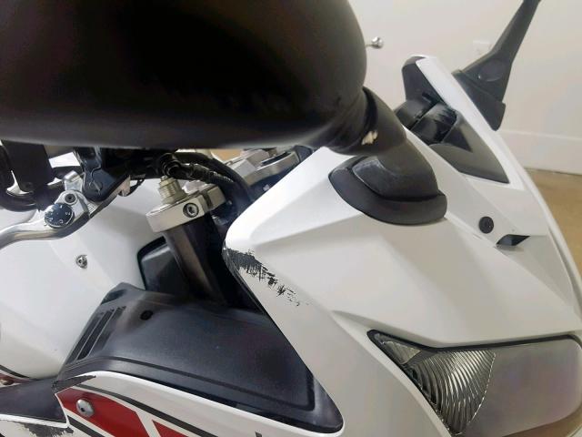 JYARN17E99A007533 - 2009 YAMAHA FZ1 S WHITE photo 17