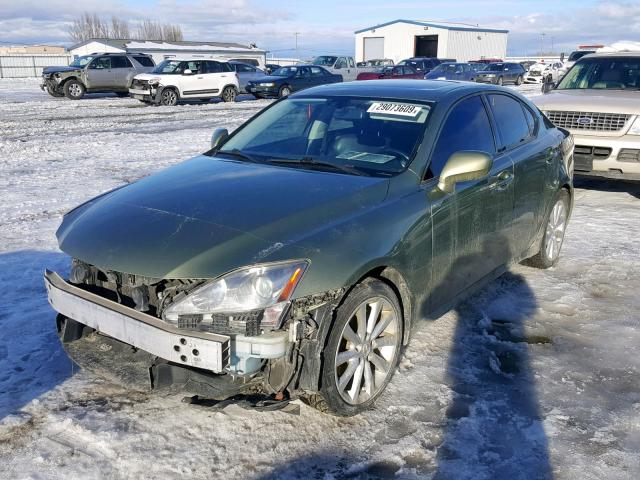 JTHCK262372011700 - 2007 LEXUS IS 250 GREEN photo 2