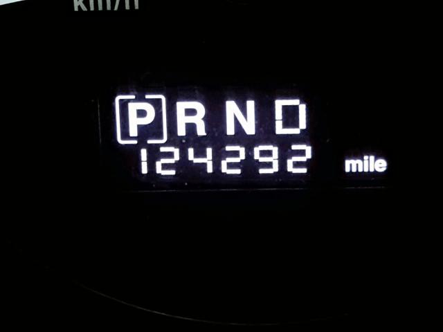 1J8HG58N88C133927 - 2008 JEEP COMMANDER GOLD photo 8