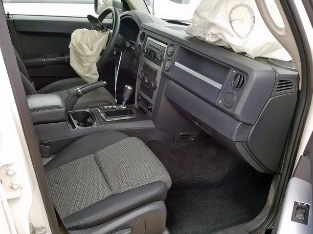 1J8HG48K19C518635 - 2009 JEEP COMMANDER თეთრი ფოტო 5