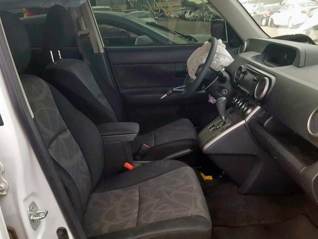 JTLZE4FE1EJ064444 - 2014 TOYOTA SCION XB 白色 照片 5