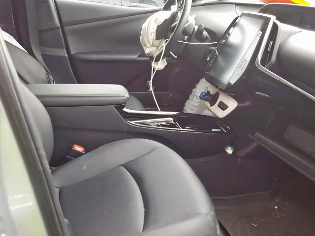 JTDKARFP3H3023085 - 2017 TOYOTA PRIUS PRIM 银色 照片 5