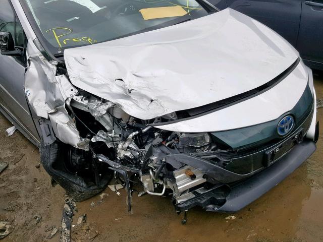 JTDKARFP3H3023085 - 2017 TOYOTA PRIUS PRIM 银色 照片 9