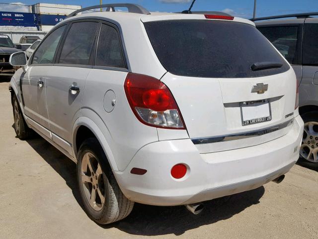 3GNAL3E51CS541452 - 2012 CHEVROLET CAPTIVA SP WHITE photo 3