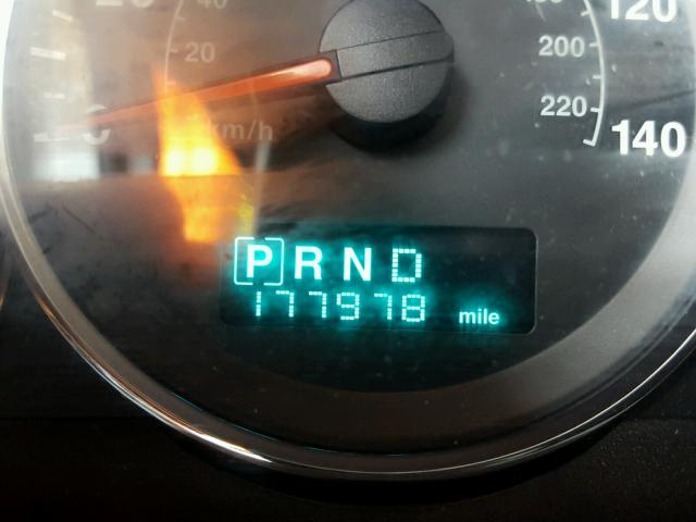 1J8HG48NX6C363461 - 2006 JEEP COMMANDER SILVER photo 8