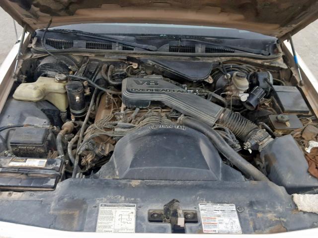 2FACP74W7NX171195 - 1992 FORD CROWN VICT TAN photo 7