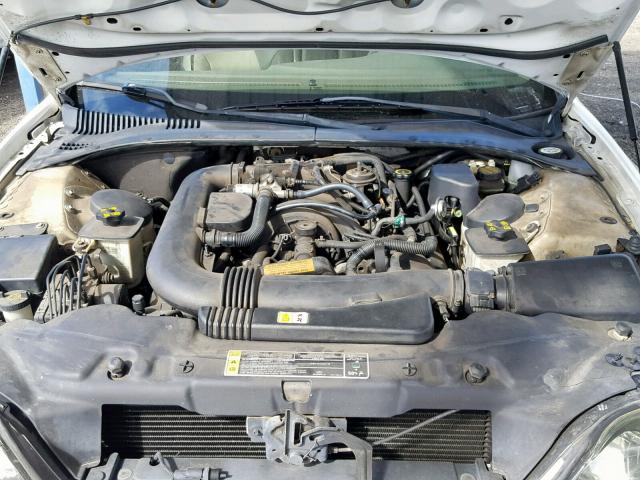1LNHM87AXYY882517 - 2000 LINCOLN LS WHITE photo 7