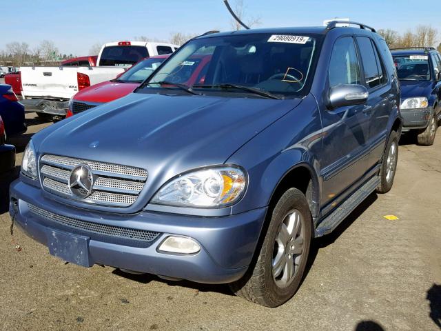 4JGAB57E95A536519 - 2005 MERCEDES-BENZ ML250 BLUE BLUE photo 2