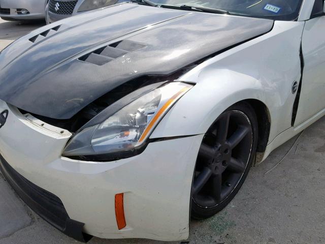 JN1AZ34DX4T150844 - 2004 NISSAN 350Z COUPE WHITE photo 9