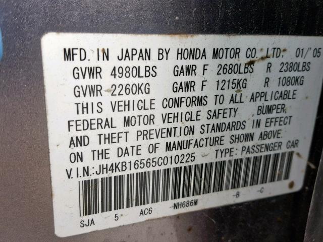 JH4KB16565C010225 - 2005 ACURA RL GRAY photo 10