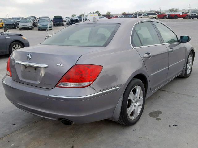 JH4KB16565C010225 - 2005 ACURA RL GRAY photo 4