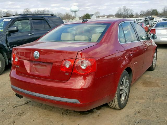 3VWSF81K06M658359 - 2006 VOLKSWAGEN JETTA 2.5 RED photo 4