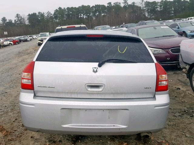 2D4FV47V06H126144 - 2006 DODGE MAGNUM SXT SILVER photo 9