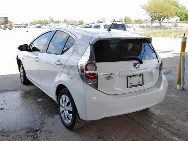 JTDKDTB32D1047858 - 2013 TOYOTA PRIUS C WHITE photo 3